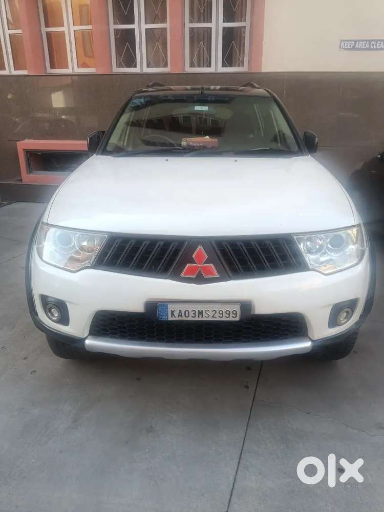 Mitsubishi Pajero Sport Diesel Select Plus 4x4