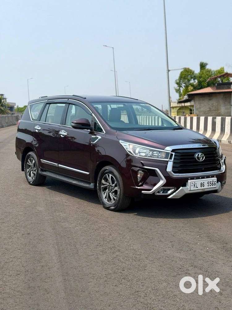 Toyota Innova Crysta