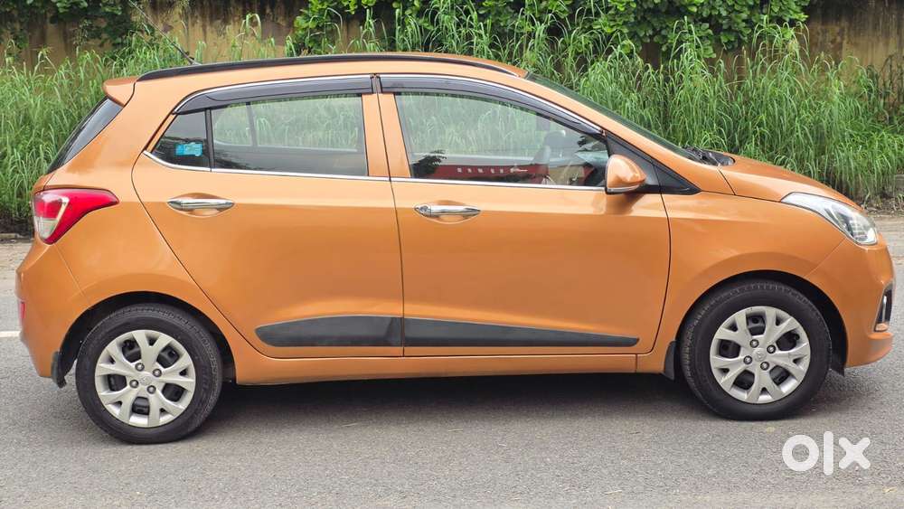 Hyundai Grand I10 Sportz, 2015, Petrol