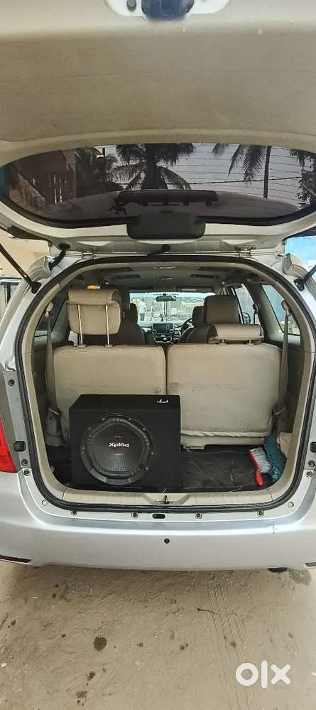 Toyota Innova 2013 Diesel 245000 Km Driven