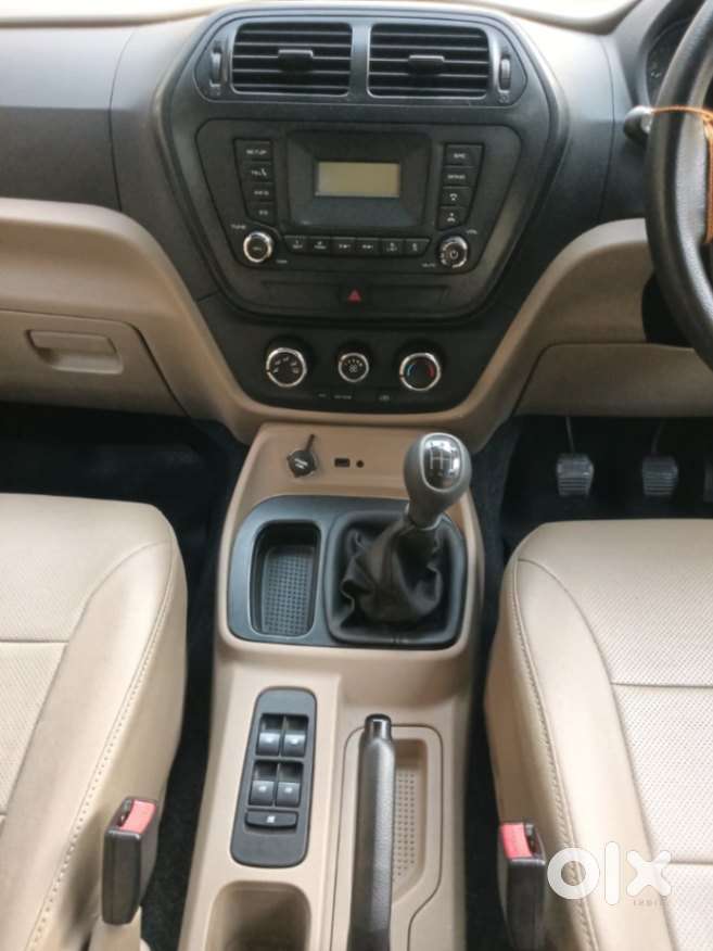Mahindra Tuv 300 T6 Plus, 2018, Diesel