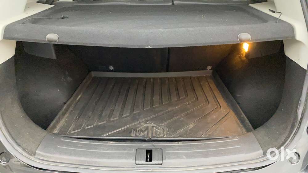 Mg Astor 1.3 Savvy Turbo At S Red, 2023, Petrol