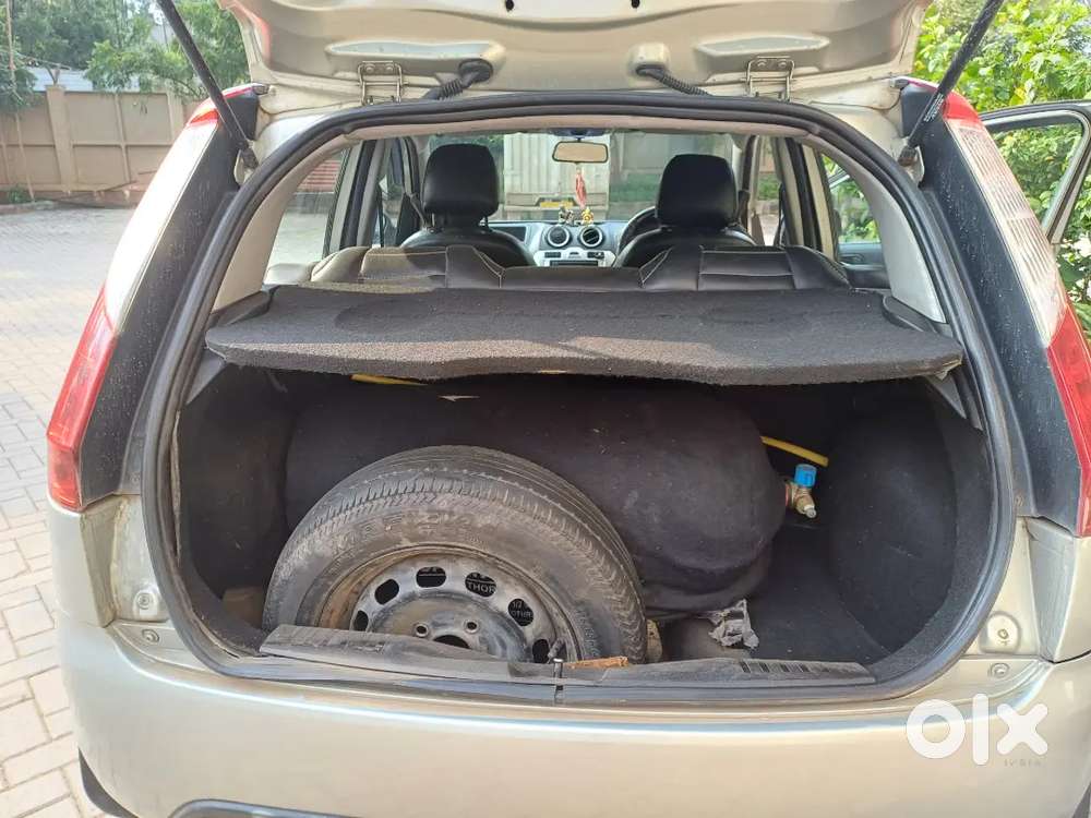 Ford Figo 2010 Cng & Hybrids 193500 Km Driven