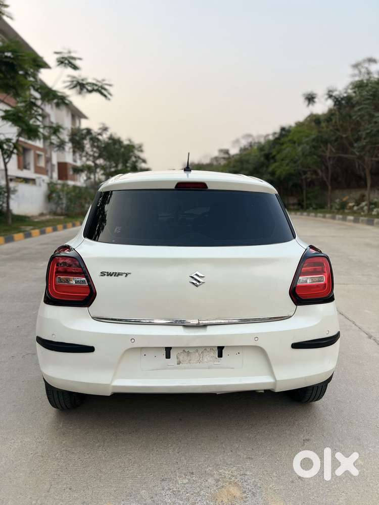 Maruti Suzuki Swift Vxi Optional, 2021, Petrol