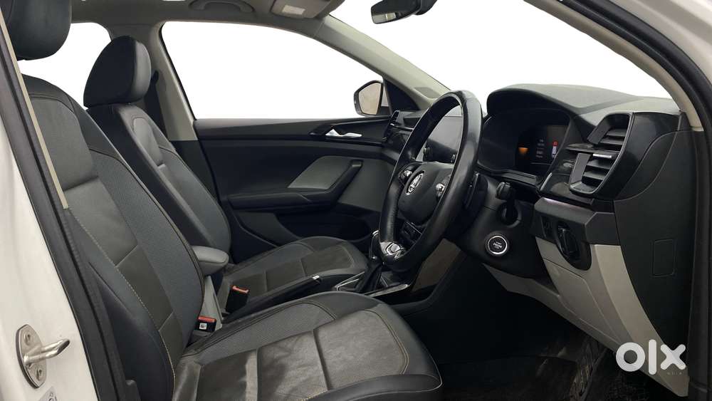 Skoda Kushaq Style 1.0l Tsi At, 2022, Petrol