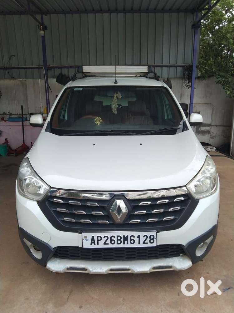 Renault Lodgy 2017 Diesel Well Maintained