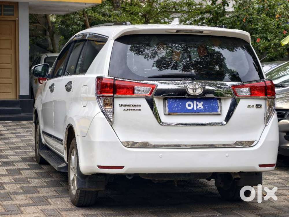 Toyota Innova Crysta 2.4 G Mt 7 Str, 2019, Diesel