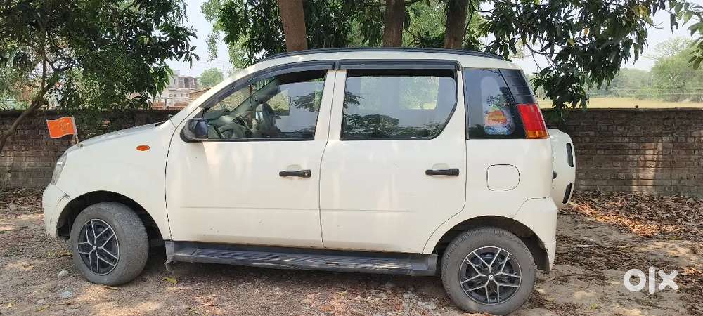 Mahindra Quanto 2013