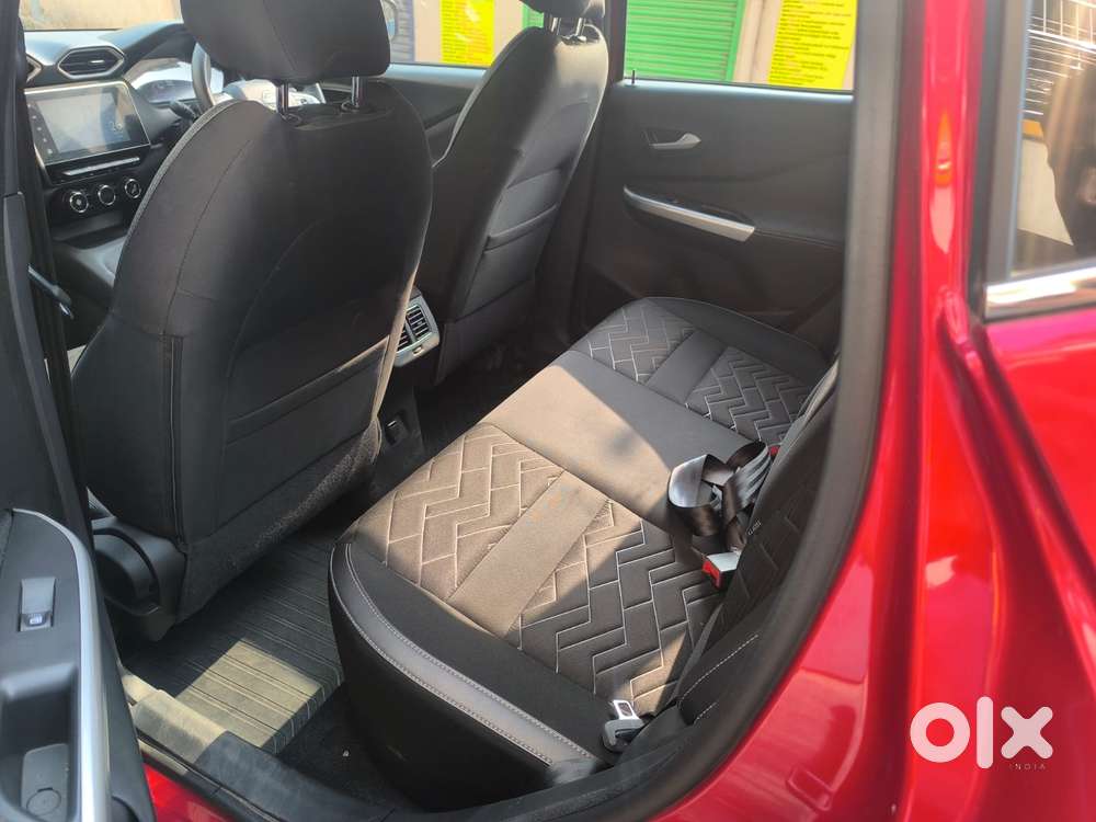 Nissan Magnite 1.0 Xv Premium Turbo Cvt, 2024, Petrol