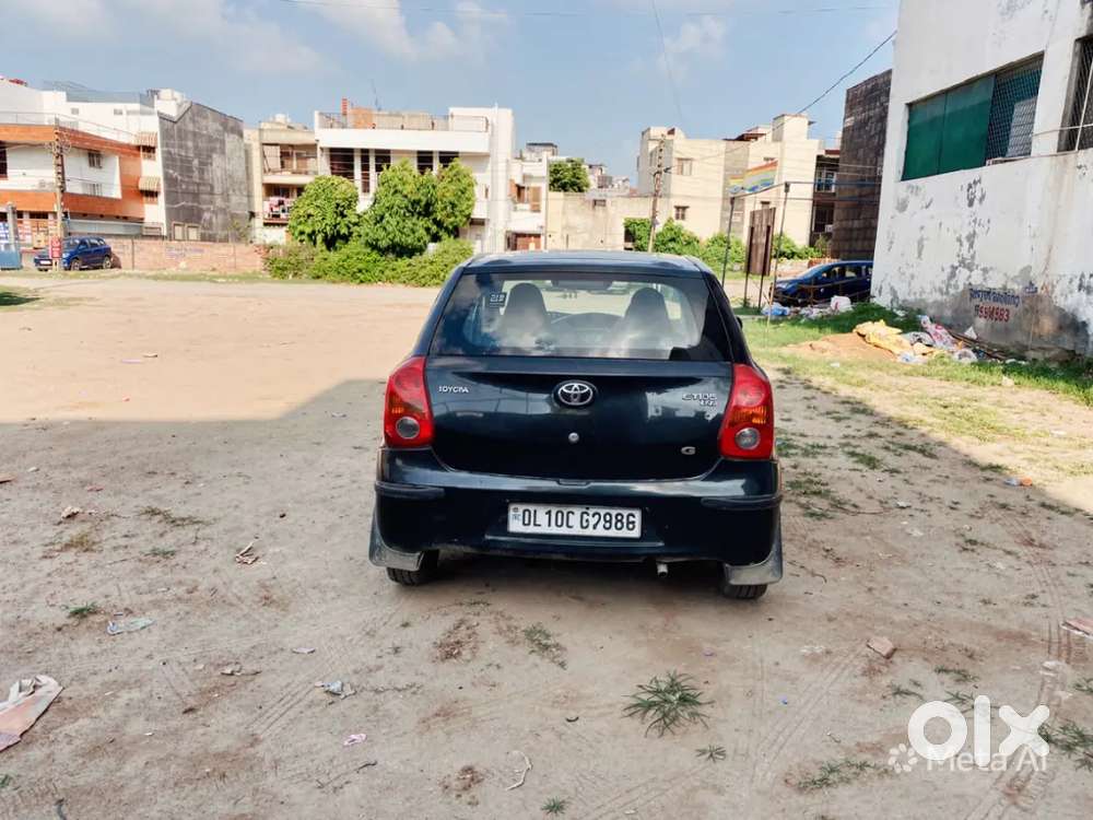 Toyota Etios Liva 2012