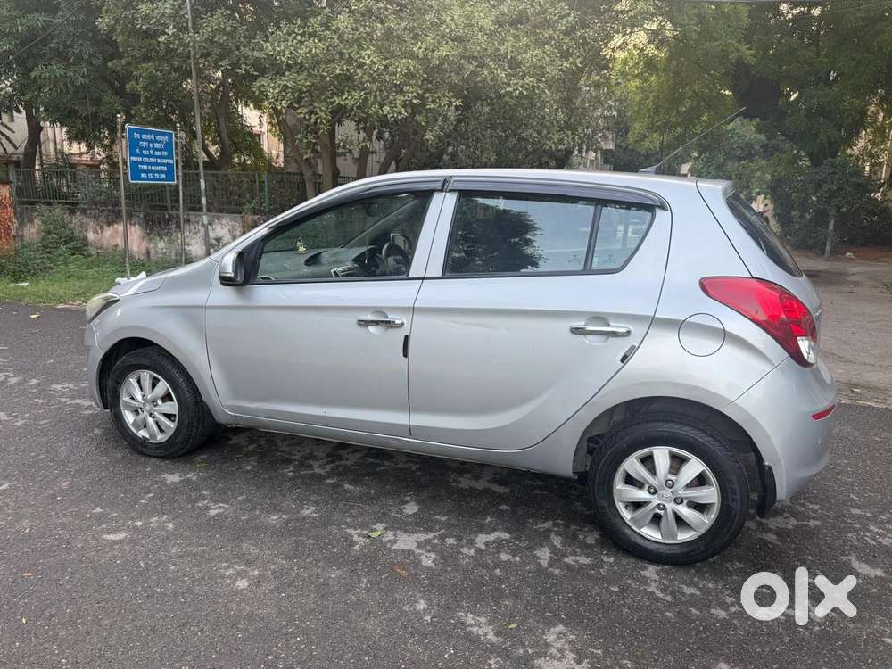 Hyundai I20 Sportz 1.2 Bs-iv, 2013, Petrol