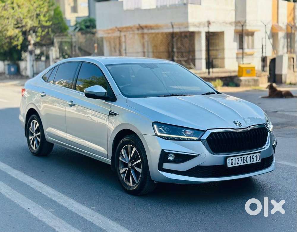 Skoda Slavia 1.0 Tsi Style At, 2023, Petrol