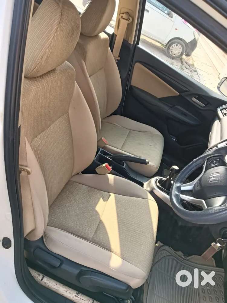 Honda Jazz 2015 Petrol Well Maintained