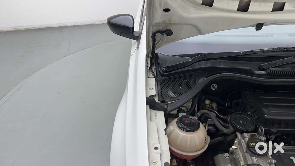 Volkswagen Vento 1.6 Highline, 2017, Petrol