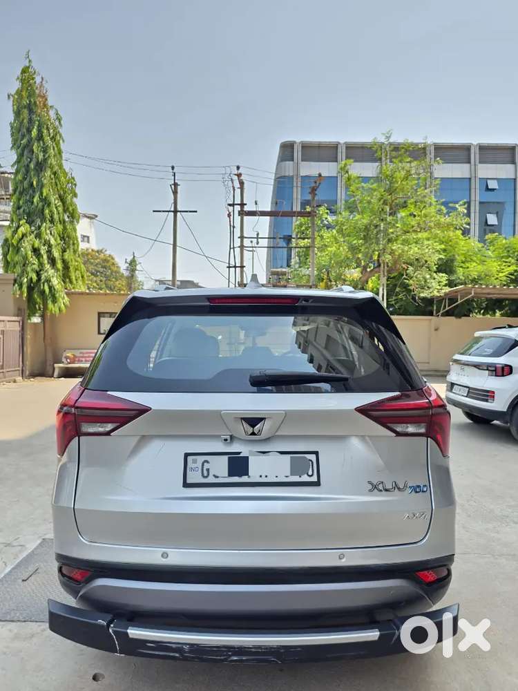 Mahindra Xuv700 2023 Petrol Well Maintained