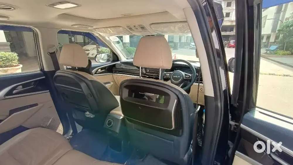 Kia Carens 1.4 Turbo Petrol Dct Top-end 2022. Condition Like New