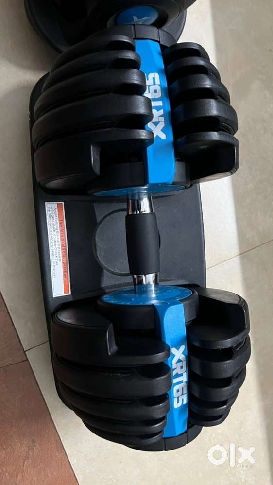 Dumbells adjustable
