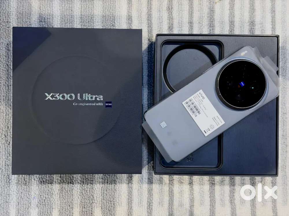 Vivo x300 ultra 16/512 Gb with camera kit