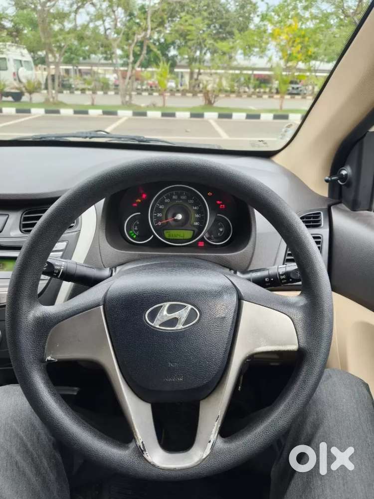 Hyundai Eon Sportz, 2012, Petrol