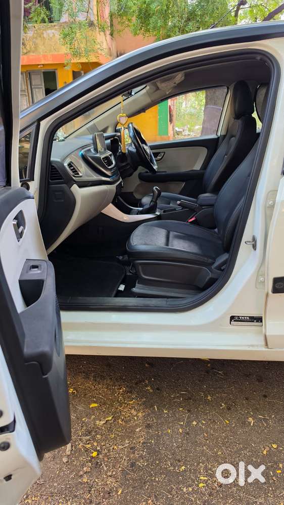 Tata Altroz Xz Plus (o) (s), 2022, Petrol