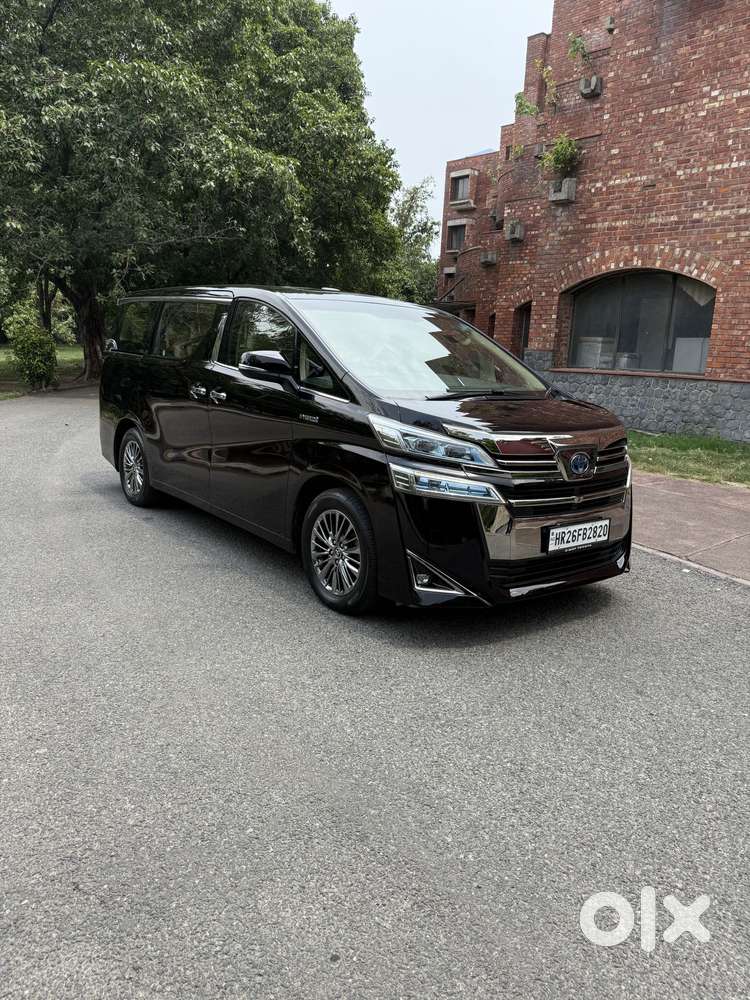 Toyota Vellfire Vip &ndash; Executive Lounge, 2023, Cng & Hybrids