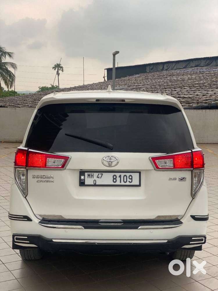 Toyota Innova Crysta 2.8z Automatic, 2017, Diesel