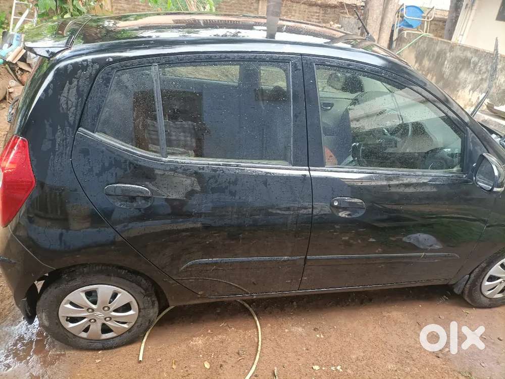 Hyundai I10 2012 Petrol 92000 Km Driven