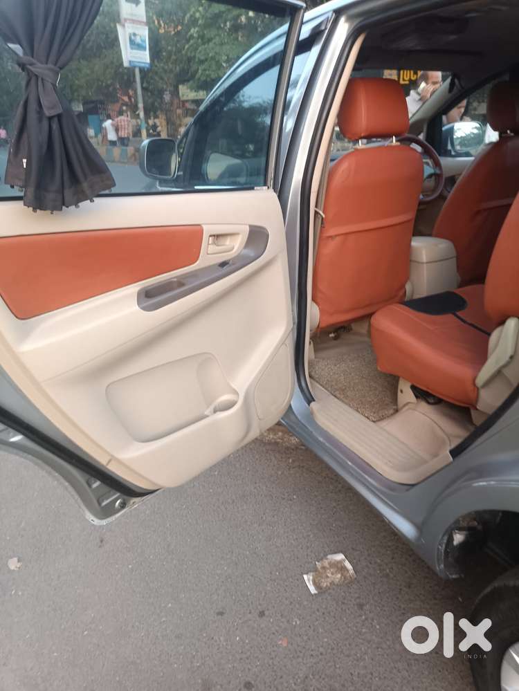 Toyota Innova 2009-2011 2.0 Gx 8 Str, 2007, Diesel
