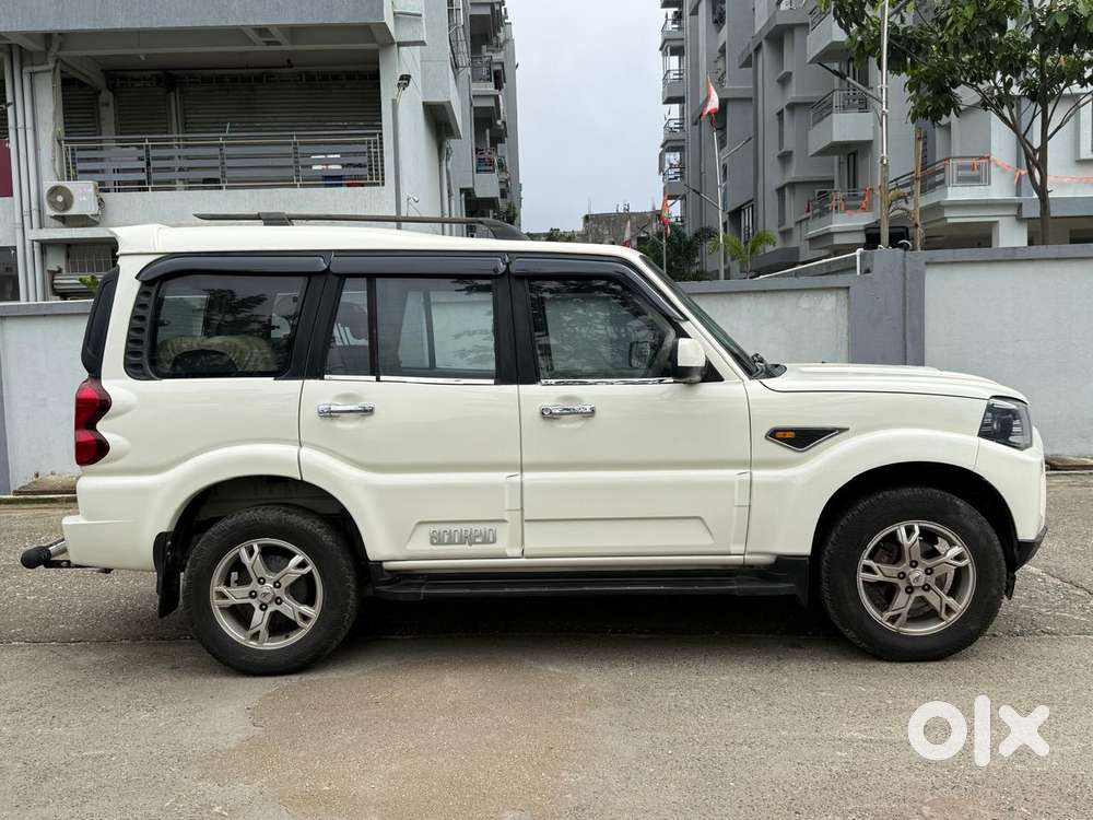 Mahindra Scorpio S10, 2017, Diesel