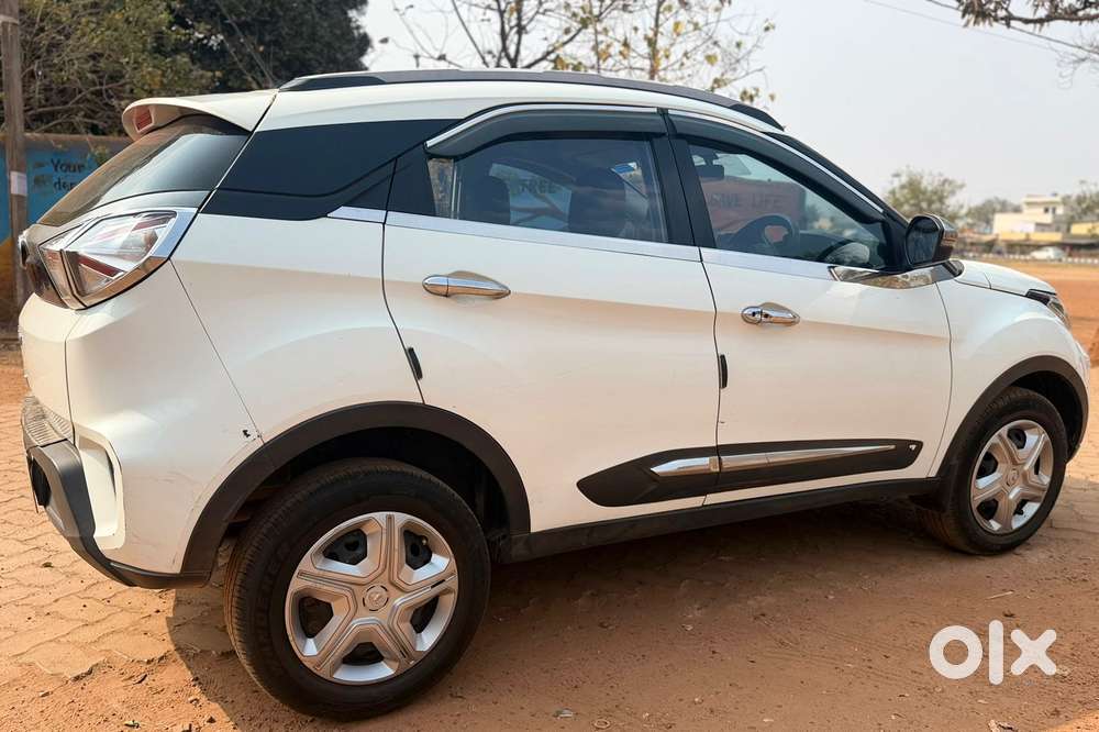 Tata Nexon 1.2 Revotron Xm (s), 2022, Diesel