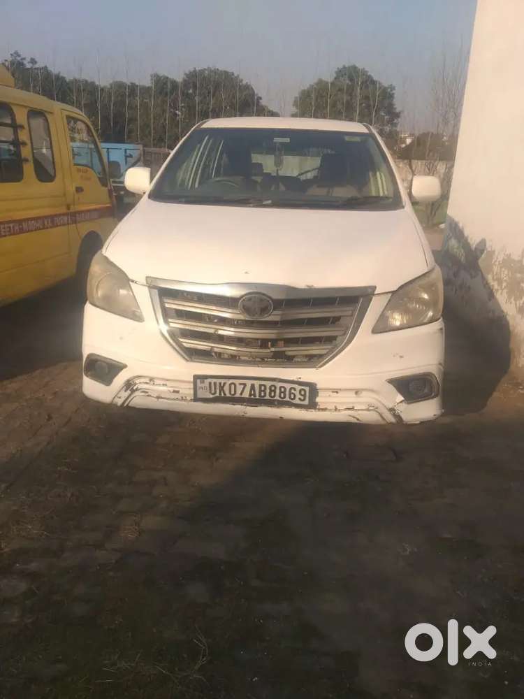 Toyota Innova 2010