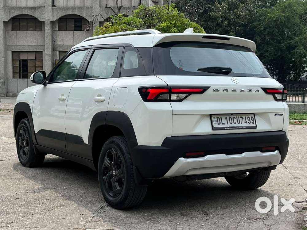 Maruti Suzuki Brezza 1.5 Zxi Smart Hybrid, 2023, Petrol