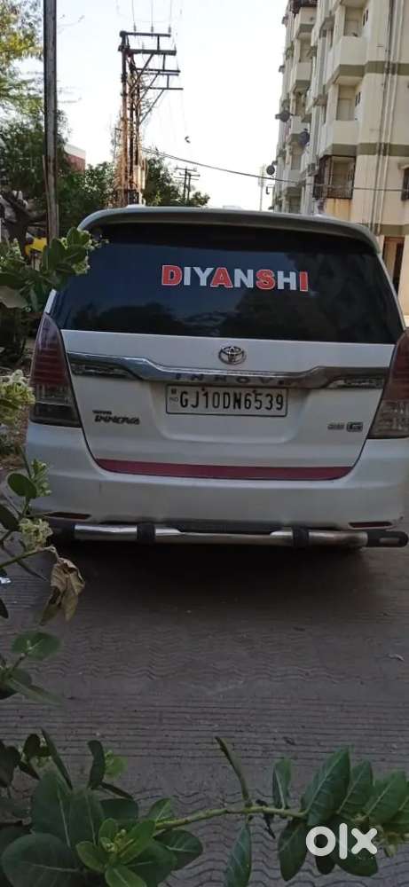Toyota Innova 2010 Diesel Car