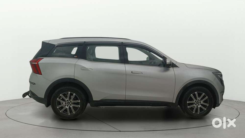 Mahindra Xuv700 2.0 Ax 7 Petrol At Str, 2023, Diesel