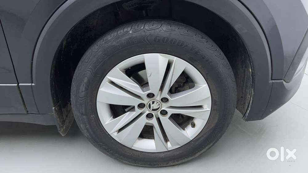 Skoda Kushaq Ambition 1.0l Tsi Mt, 2022, Petrol