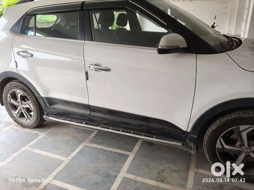 Hyundai Creta 2017 Petrol/cngmanual, Single Person Driven, Immaculate