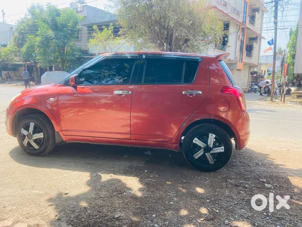 Maruti Suzuki Swift 2011 Cng & Hybrids Good Condition