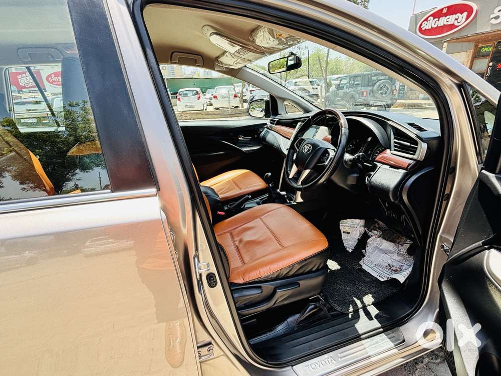 Toyota Innova Crysta [2020-ongoing] 2.4 Gx At 7 Str, 2021, Diesel