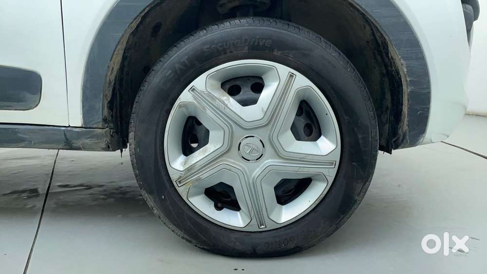 Tata Nexon 1.2 Revotron Xm, 2019, Petrol