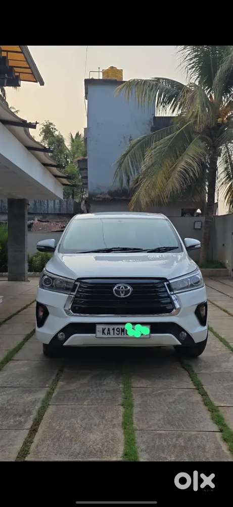 Toyota Innova Crysta 2016