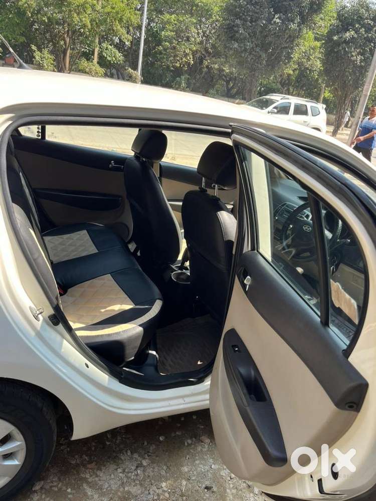 Hyundai I20 2012 Diesel Well Maintained Good Mileage, Direct Customer