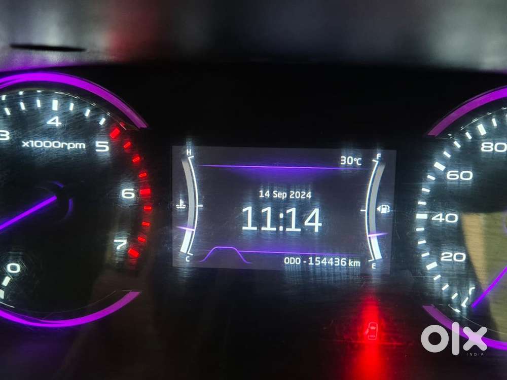 Mahindra Marazzo Diesel 2019