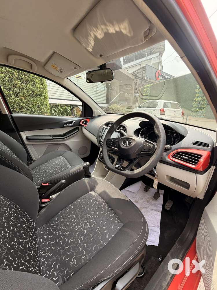 Tata Tiago 1.2 Revotron Xz (o), 2022, Petrol