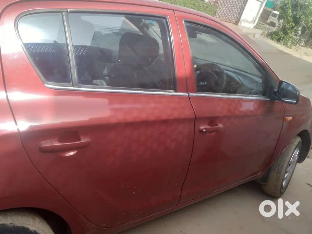 Hyundai I20 2010 Petrol Well Maintained Excellent Quality