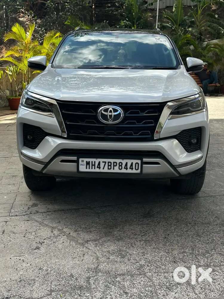 Toyota Fortuner 2024 Diesel 33000 Km Driven