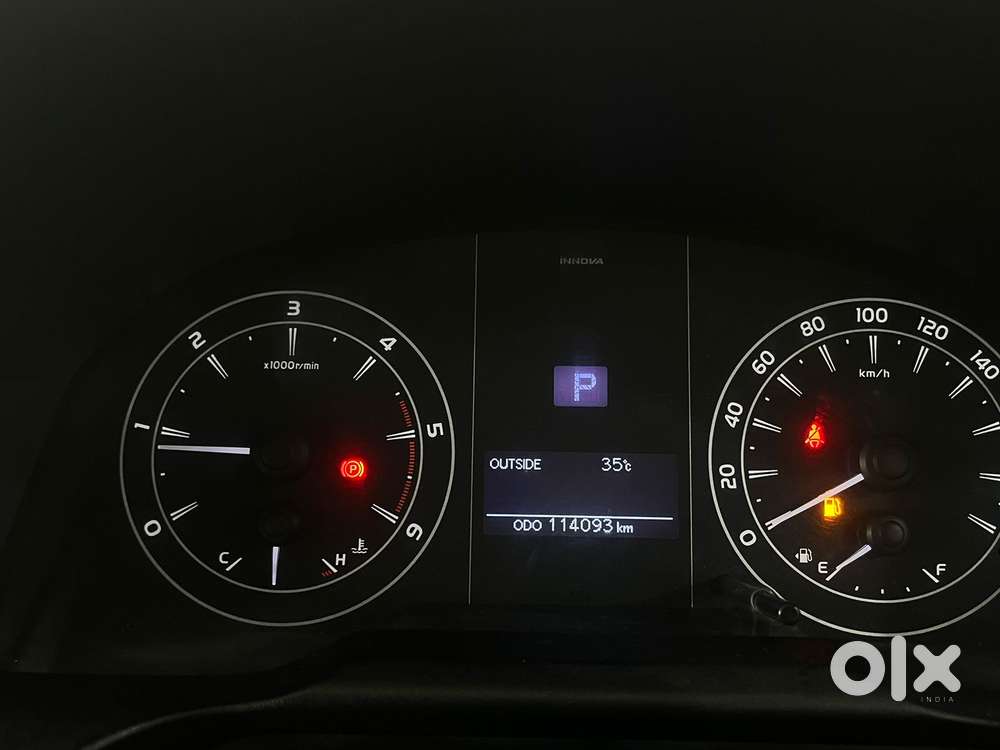 Toyota Innova Crysta 2.8 Gx At, 2020, Petrol