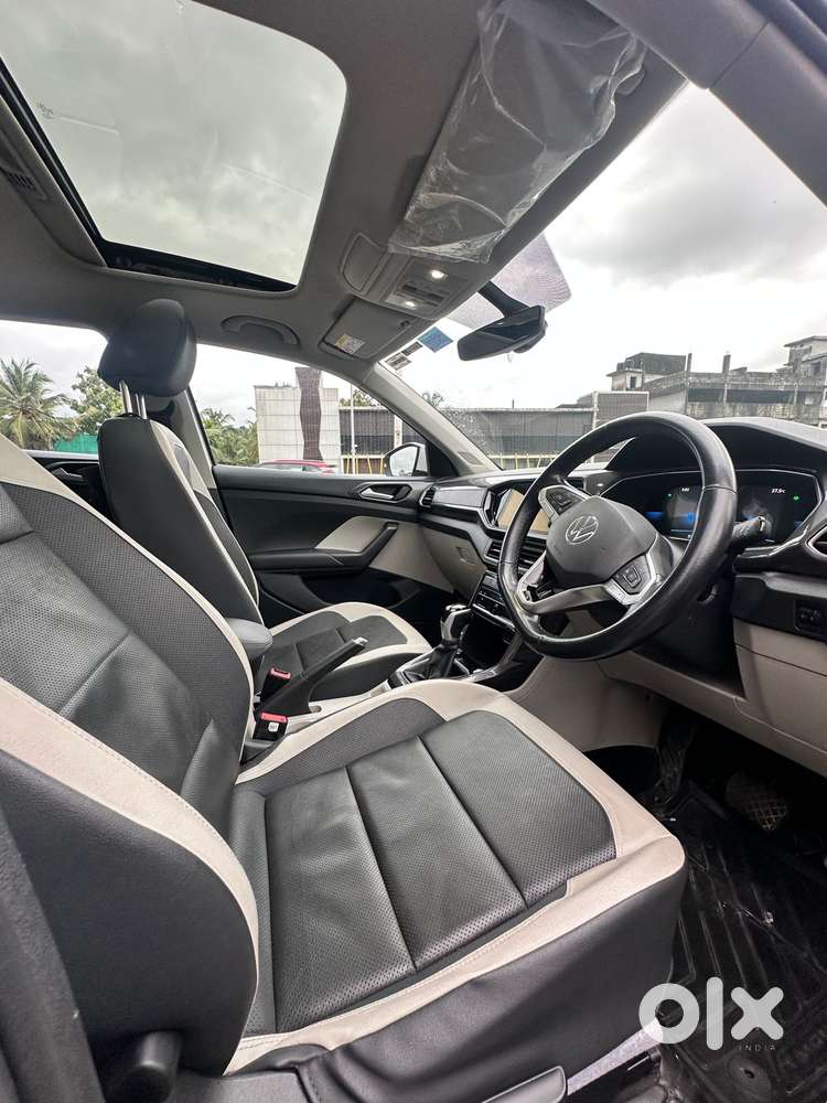 Volkswagen Taigun 1.0 Tsi Topline At, 2022, Petrol