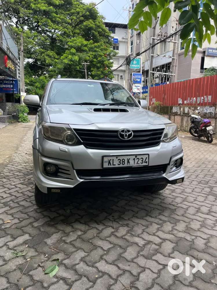 Toyota Fortuner Diesel 2012