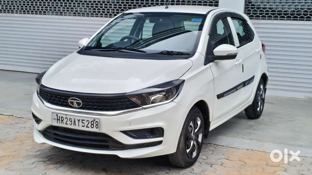 Tata Tiago 1.2 Revotron Xt (o), 2022, Petrol