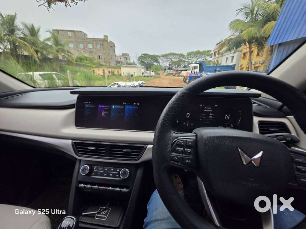 Mahindra Xuv700 2.2 Ax 5 Diesel Mt 7 Str, 2025, Diesel